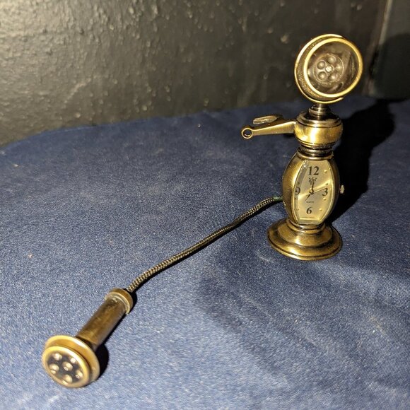 Waterbury Clock Co. Presented by Timex Mini Candlestick Telephone Clock - Picture 4 of 13